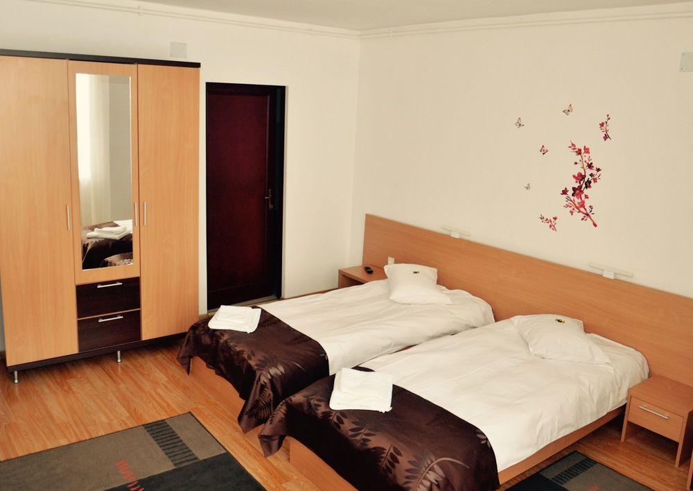 Aparthotel Zorilor Cluj-Napoca Exterior foto